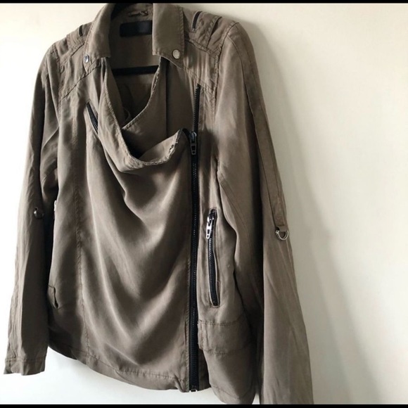 BlankNYC Moto Jacket in Olive - Picture 7 of 8